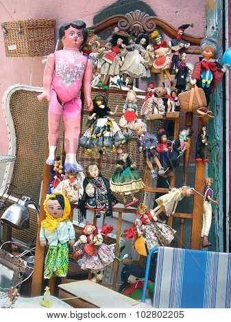Old Dolls
