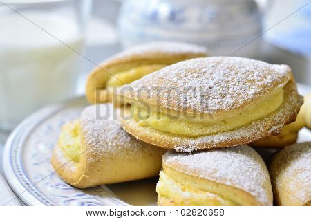 Sochnik - Cottage Cheese Buns.