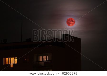 Red Moon - Bloodmoon
