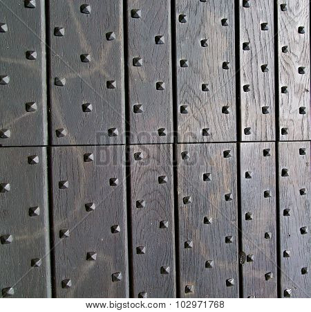 Arsago   In A  Door Curch  Closed Wood