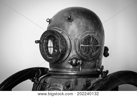 An old diver helmet used by the military to fix ships during the '40s