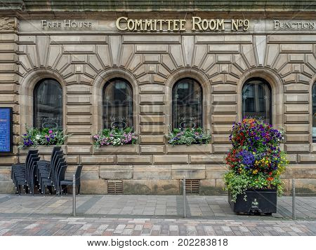 GLASGOW, SCOTLAND - JULY 21: Committee Room No. 9 pub and freehouse  on July 21, 2017 in Glasgow, Scotland. The Piper Bar is a popular pub and whisky bar across the street from George Square.