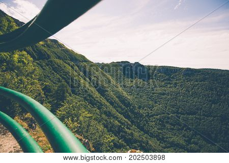 The Vercors is located between Grenoble and Die and forms the foot of the Alps from the Rhone valley to the west. Typical are the lime rocks that tower high above the environment.