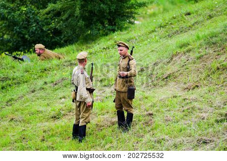 Heavy artillery and soldiers.The VIII International Festival of Military History and remake for the battle `1944` 6.08.2016 in Valga, Estonia
