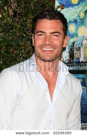 LOS ANGELES - 18. května: Aiden Turner v 