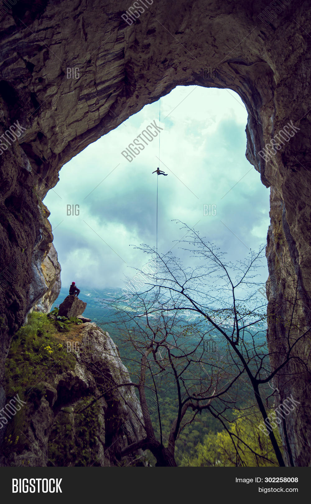 Woman Rappeling Using Image & Photo (Free Trial) | Bigstock