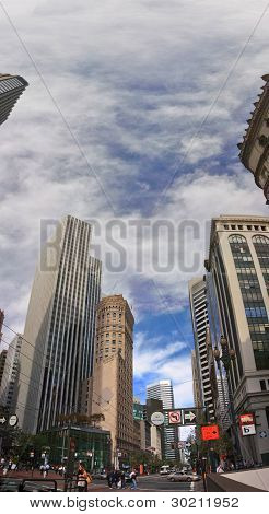 San Francisco, Ca - Oct 2, 2011: The 172 m 43 Floors Tower 44 Montgomery Is An Office Skyscraper Des