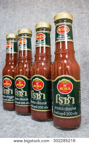 Product Shot Of Rosa Tomato Ketchup
