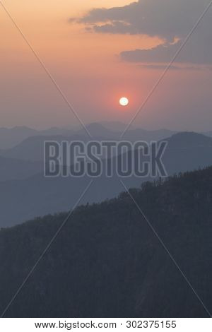 Colourful Sunset View From Bandipur Tophill Viewpoint Bandipur Nepal