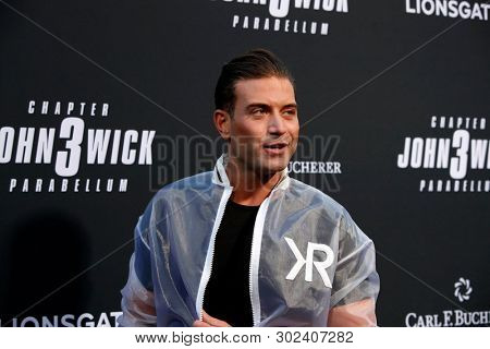LOS ANGELES - MAY 15:  Omar Sharif Jr at the 