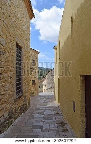 Castellet And Gornal In The Province Of Barcelona