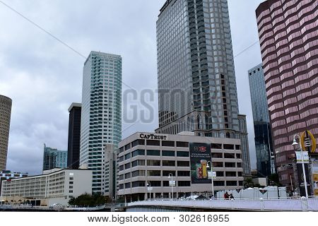 Tampa, Flordia, Usa - January 7, 2017: Downtown Tampa Skyline Over The Hillsborough River