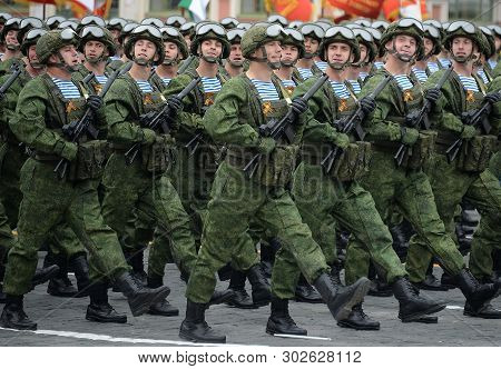 Moscow, Russia - May 9, 2019: Paratroopers Of The Kostroma 331st Guards Parachute Regiment During Th