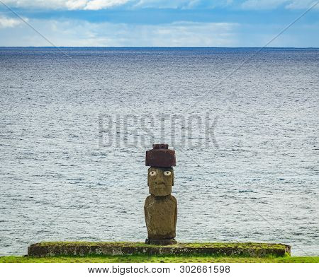 Ahu Ko Te Riku Moai With Eyes In Rapa Nui