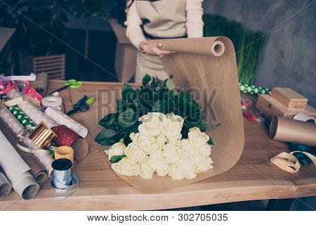 Cropped Nice Lady Assistant Seller Vendor Composing Wedding Birthday Event Festal Celebratory Annive