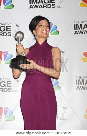 LOS ANGELES - 17 de fev: Archie Panjabi na sala de imprensa do 43rd NAACP Image Awards no Santuário