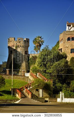 Termoli is a seaside resort famous for its very charming and ancient downtown.The old downtown has medieval origins, it is perched on a rocky promontory