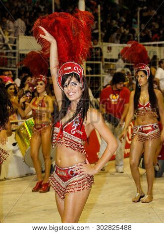 Gualeguaychu, Argentina - March 6 2011: Samba Dancers Appearing In The Carnival Parade One Of The Mo