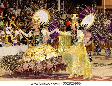 Gualeguaychu, Argentina - March 6 2011: Samba Dancers Appearing In The Carnival Parade One Of The Mo