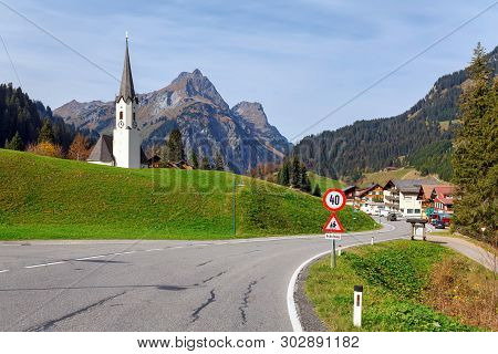 Schroecken, Austria - October 18, 2018. Alpine Village Schroecken In The Fall. View Of The Alps. Dis