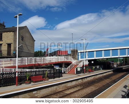 Brighouse, West Yorkshire, United Kingdom - 24 May 2019: A View Of The Platforms And Footbridge Of B