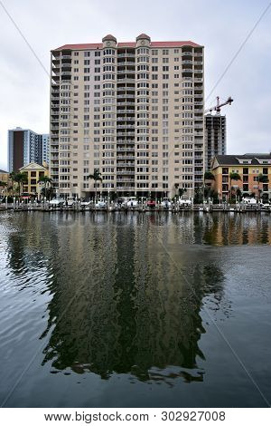 Tampa, Flordia, Usa - January 7, 2017: The Tampa Bay