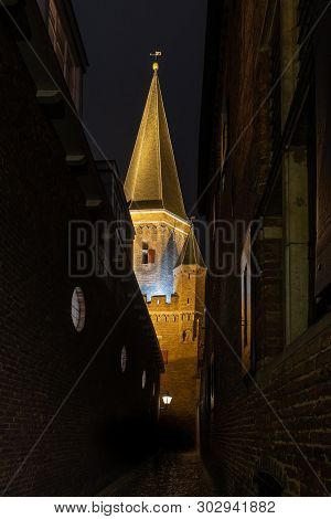 Historic Drogenaps City Gate Tower In Zutphen At Night
