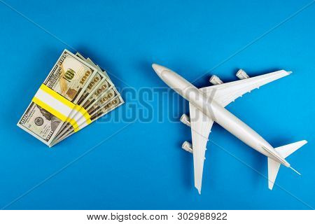 Illegal Transfer Of Cash. Illegal Money Laundering Operations.