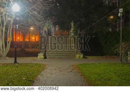 Nmanor Park In Iłowa.iłowa, A Small Town In Western Poland. There Is A Historic Manor Park In The Ci