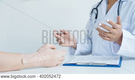 Professional Nurses And Finger Injuries Patients First Aid And Injury Bandage Treatment Use Of Finge