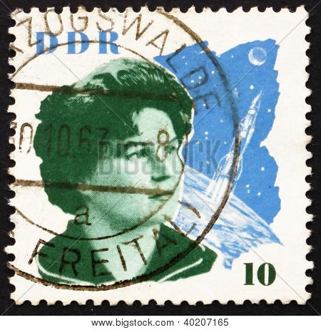 แสตมป์ Gdr 1963 เลน Tereshkova และยานอวกาศ