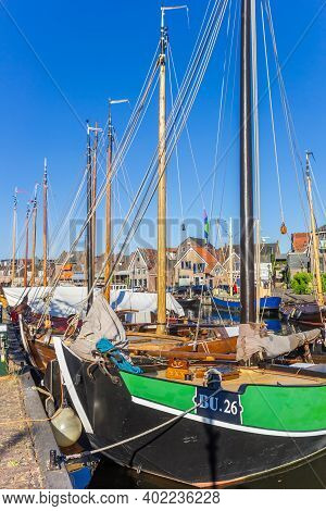 Spakenburg, Netherlands - May 21, 2020: Bow Of A Traditional Dutch Fishing Ship In Spakenburg, Nethe