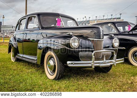 Daytona Beach, Fl - November 29, 2020: 1941 Ford Super Deluxe At A Local Car Show.
