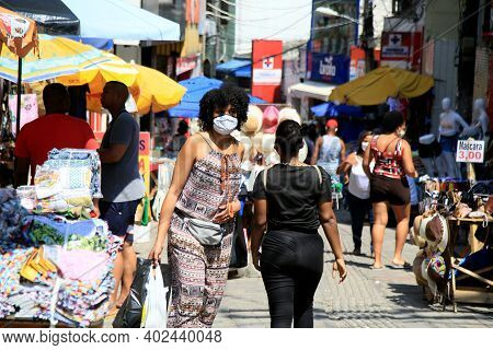 Popular Trade In De Rua Da Bahia