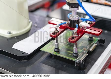 High Technology And Precision Robot Arm And Automatic Vacuum Or Suction Cup For Pick & Place Transpo