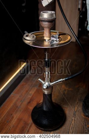 Hookah, Coals, Hot, Shisha, Sparks. Sparks From The Burning Coals Hookah. Hookah Tobacco In Bowl. Sh
