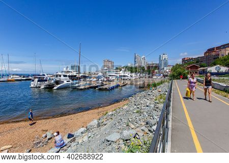 Summer, 2016 - Vladivostok, Russia - Water Area Of Fedorov Bay In Vladivostok. Walking Area Near The