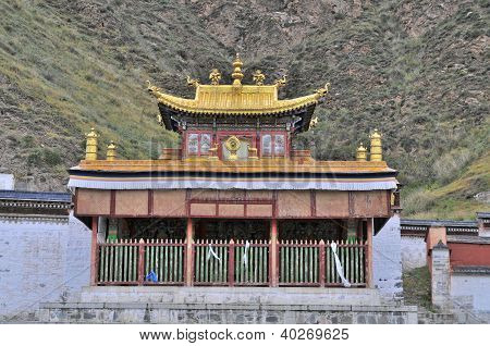 Labrang tibeti buddhista kolostor Xiahe Labrang tibeti buddhista kolostorban Xiahe városában