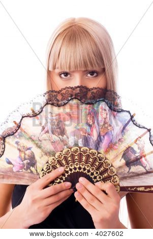 Piękne Blond kobieta z wentylatorem