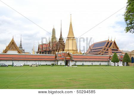 Emerald Buddha temple