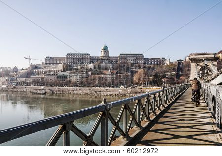 Chain Bridge