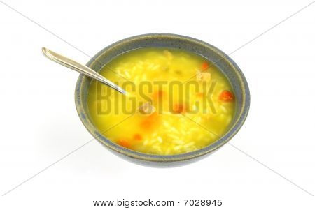 Zuppa di pollo riso e verdure