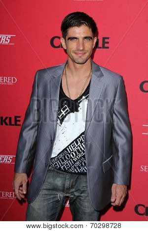 LOS ANGELES - AUG 14:  Omar Avila at the Crackle Presents the Premieres of 
