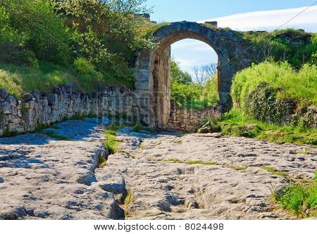 Chufut Kale vanha luola ratkaisu (crimea, Ukraina).