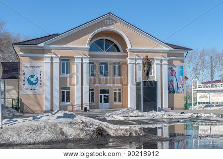 Center of national cultures. Yalutorovsk. Russia