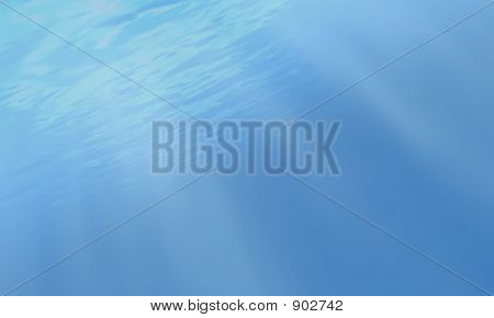 Rayos del sol bajo el agua
