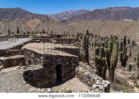 Stone huts at Pucara de Tilcara