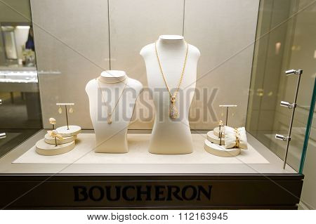 SINGAPORE - NOVEMBER 07, 2015: showcase in jewellery store in The Shoppes at Marina Bay Sands. The Shoppes at Marina Bay Sands is one of Singapore's largest luxury shopping malls