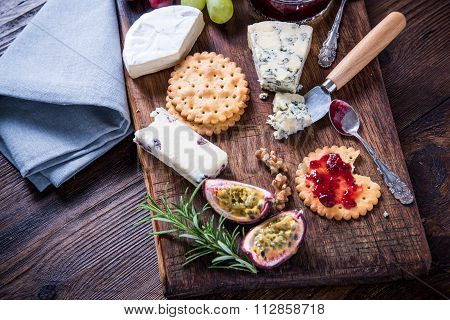 Chese Served On Crackers With Cranbery
