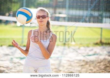 Female beachvolleyball player